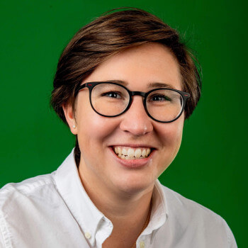 Dr. Julia Herhold