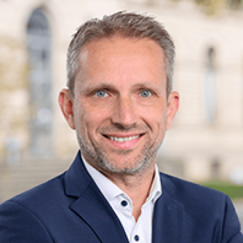 Prof. Dr. Patrick Schwerdtner