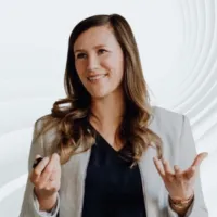 Dr. Katharina Rege picture