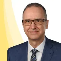 Univ.-Prof. Dr. Peter Racky